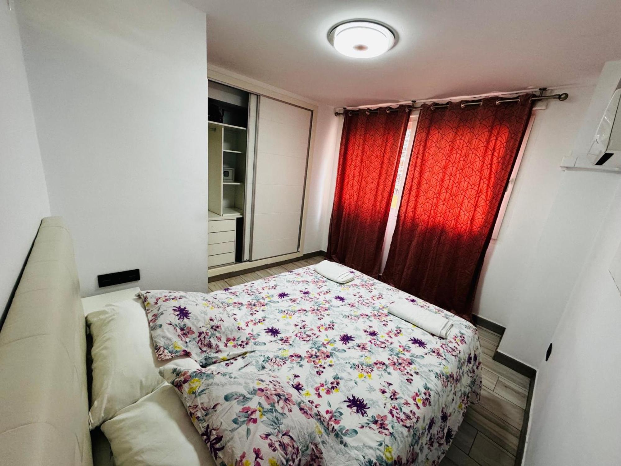 Apartamento Fabrynne Beach Málaga Extérieur photo
