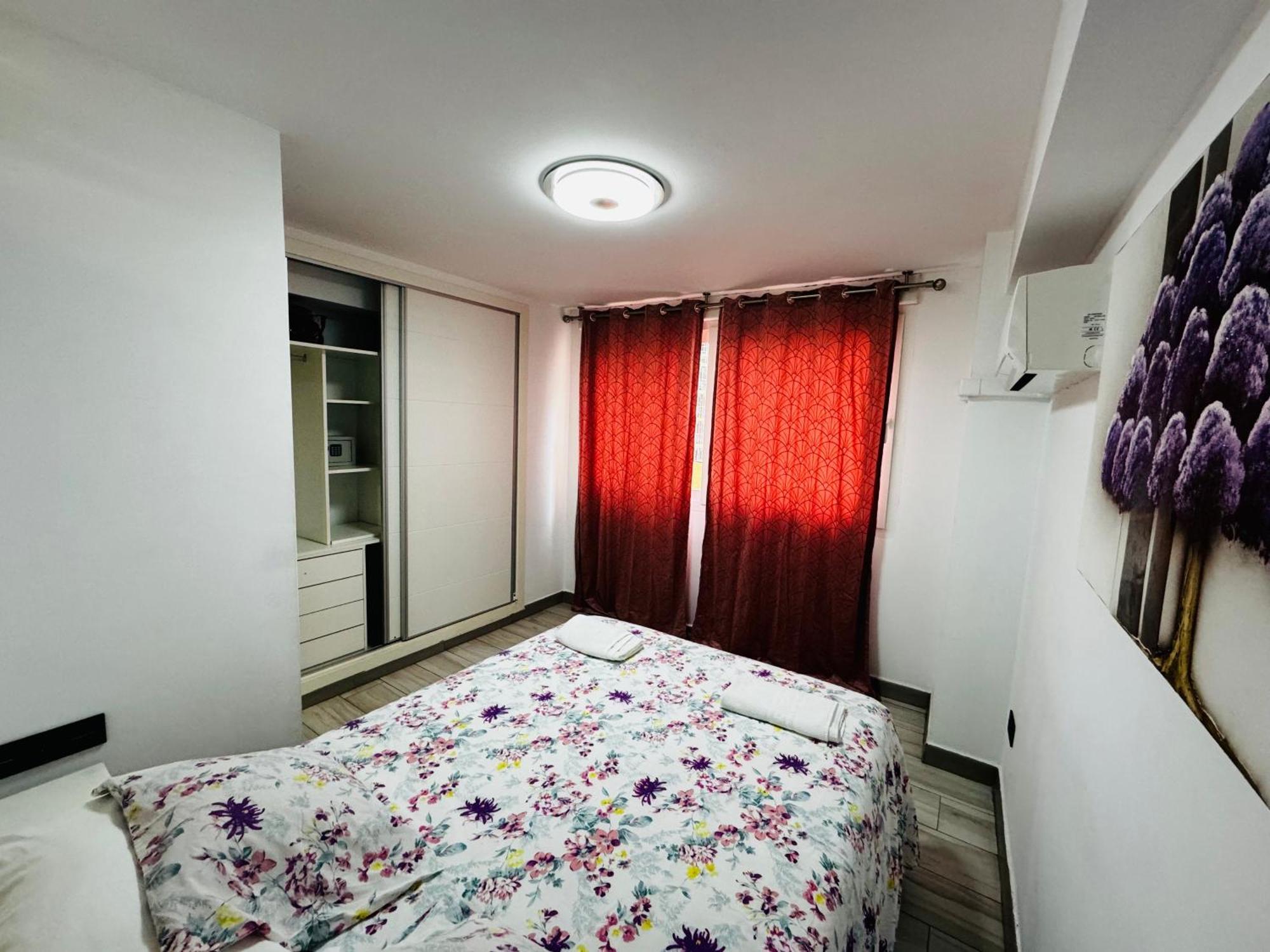 Apartamento Fabrynne Beach Málaga Extérieur photo