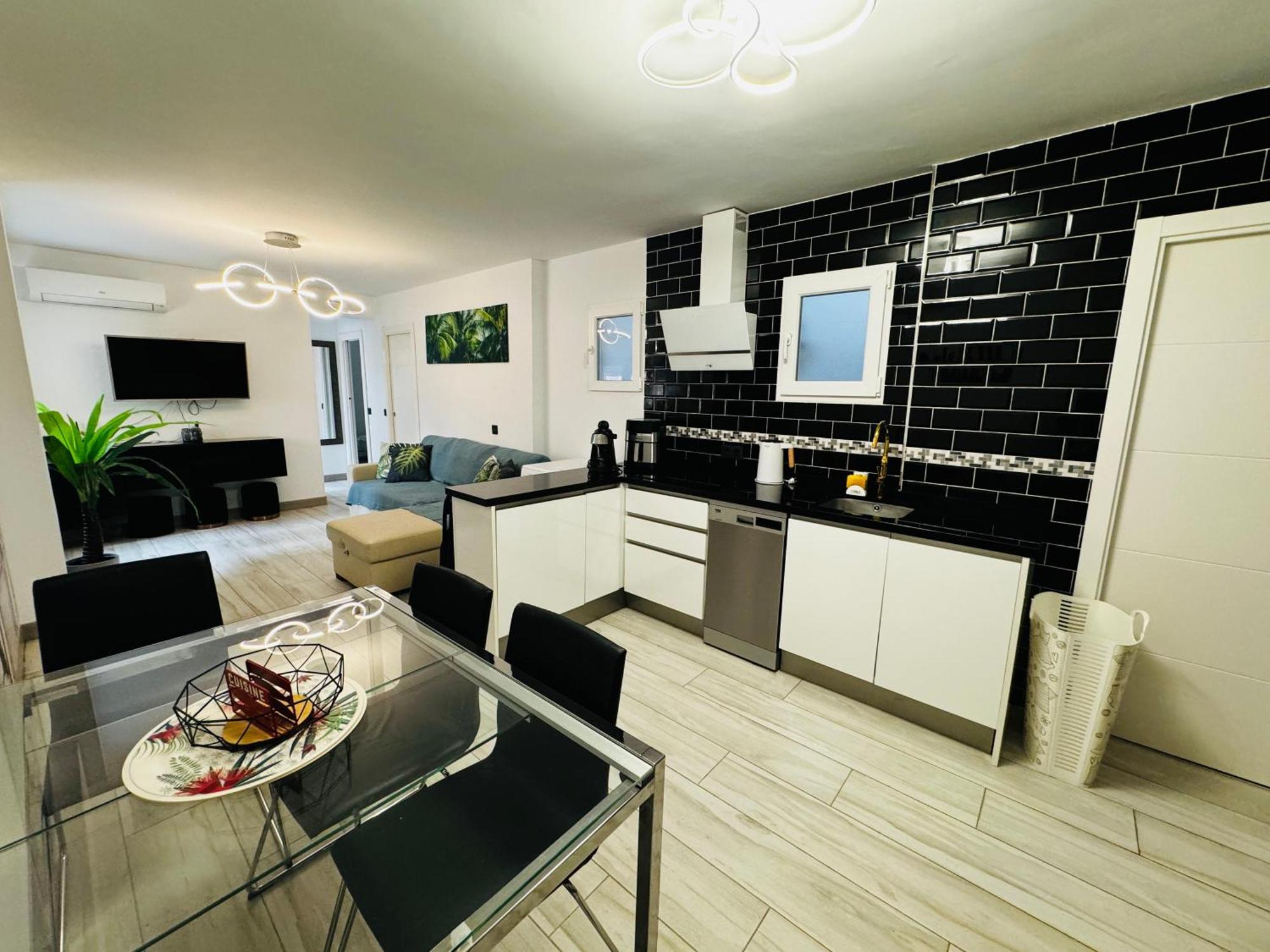 Apartamento Fabrynne Beach Málaga Extérieur photo