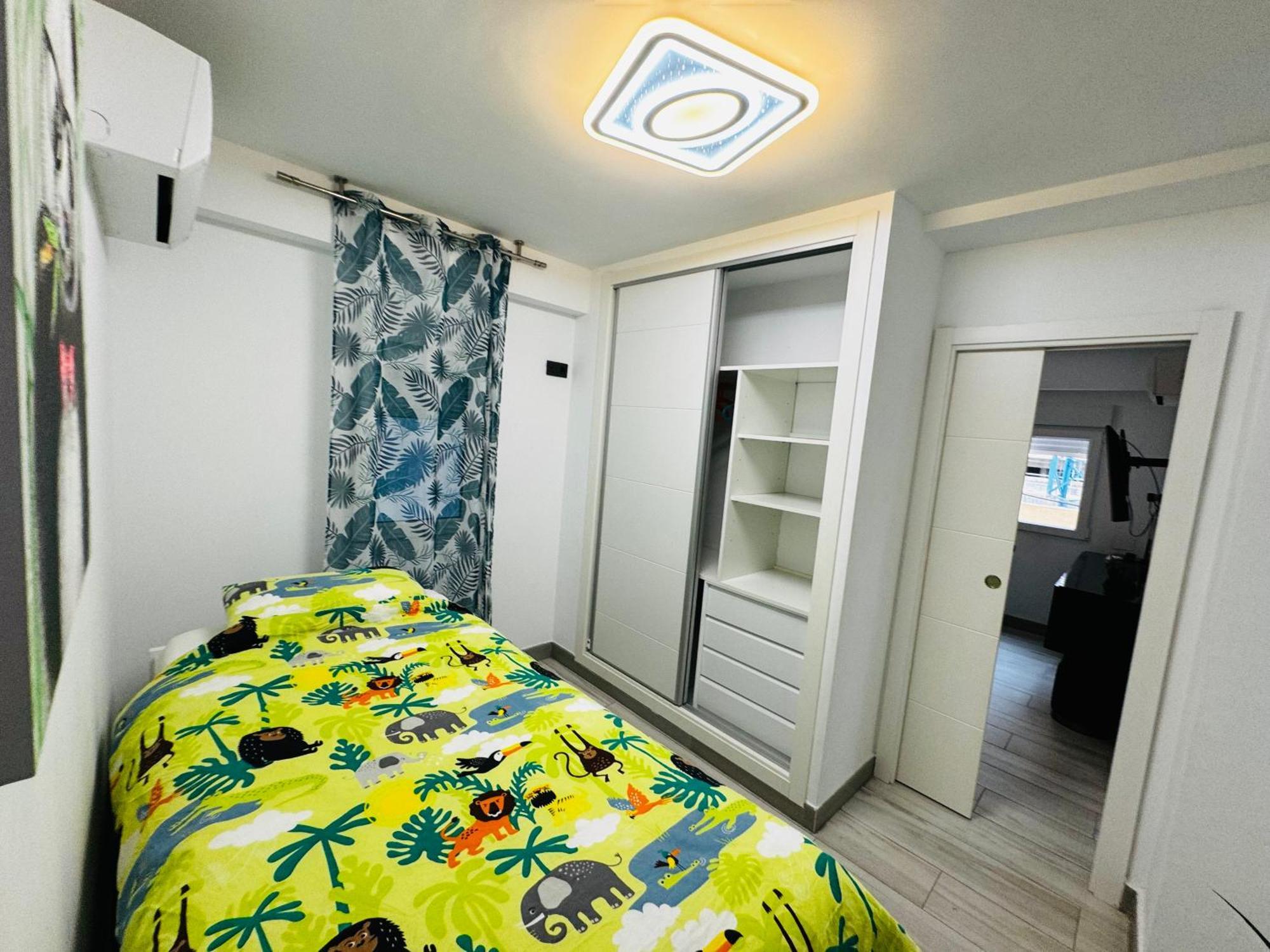 Apartamento Fabrynne Beach Málaga Extérieur photo