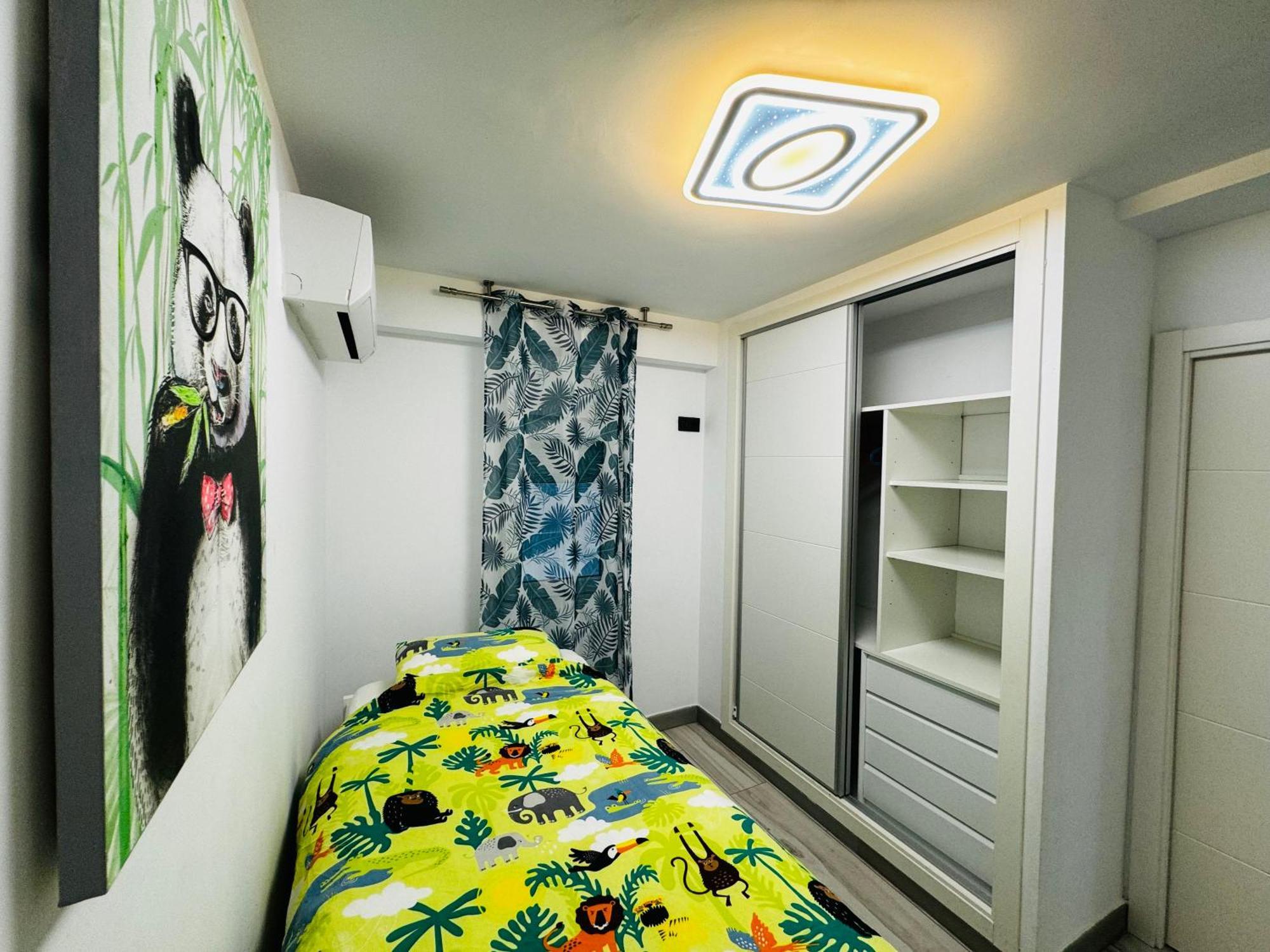 Apartamento Fabrynne Beach Málaga Extérieur photo